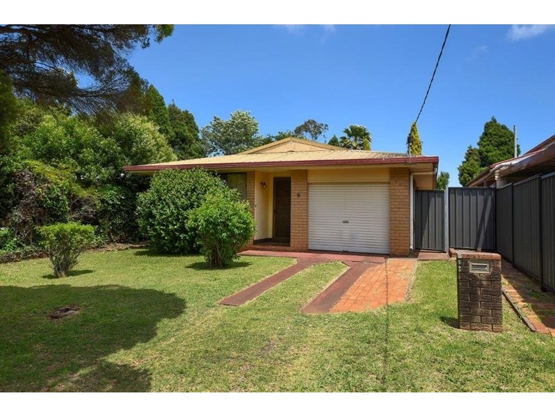 9 Moran Street, Wilsonton QLD 4350