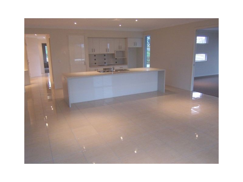 2 Ella Court, Cotswold Hills QLD 4350