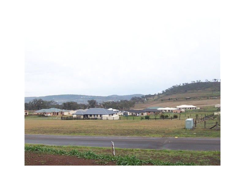 2 Ella Court, Cotswold Hills QLD 4350