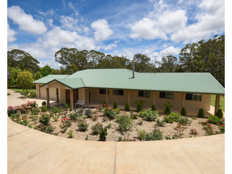 33 Wirraglen Road, Highfields QLD 4352