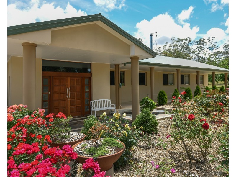 33 Wirraglen Road, Highfields QLD 4352