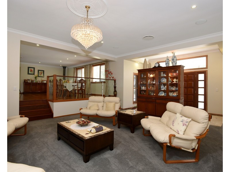 33 Wirraglen Road, Highfields QLD 4352