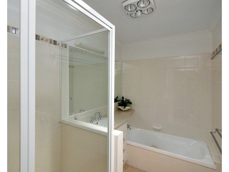 33 Wirraglen Road, Highfields QLD 4352