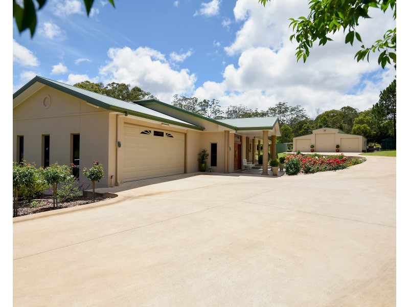 33 Wirraglen Road, Highfields QLD 4352