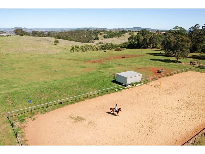 10744 New England Highway, Highfields QLD 4352