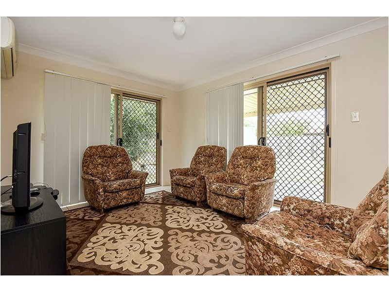 16 Bulloo Street, Glenvale QLD 4350