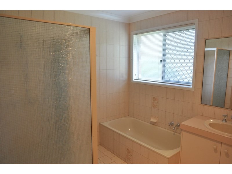 35 Lorraine Crescent, Centenary Heights QLD 4350