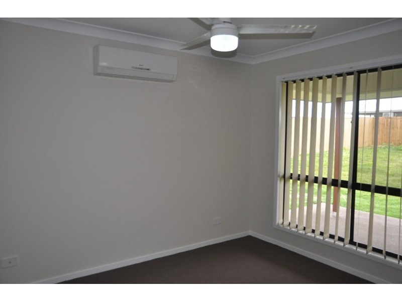 11 Arwon Street, Wyreema QLD 4352