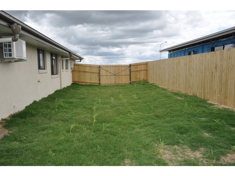 11 Arwon Street, Wyreema QLD 4352