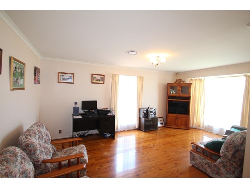 7A Gatfield Street, Newtown QLD 4350