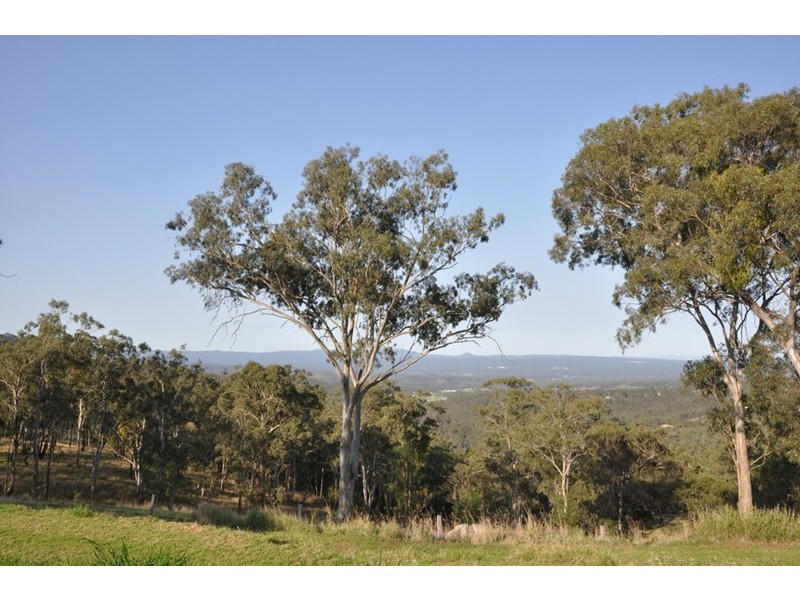 38 Stevenson Street, Redwood QLD 4350