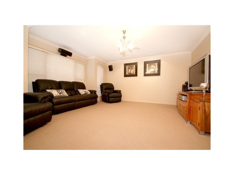 24 McClymont Drive, Rangeville QLD 4350