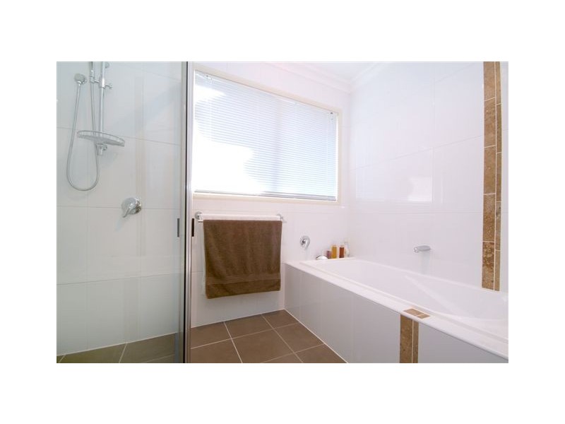 26 Saba Court, Middle Ridge QLD 4350
