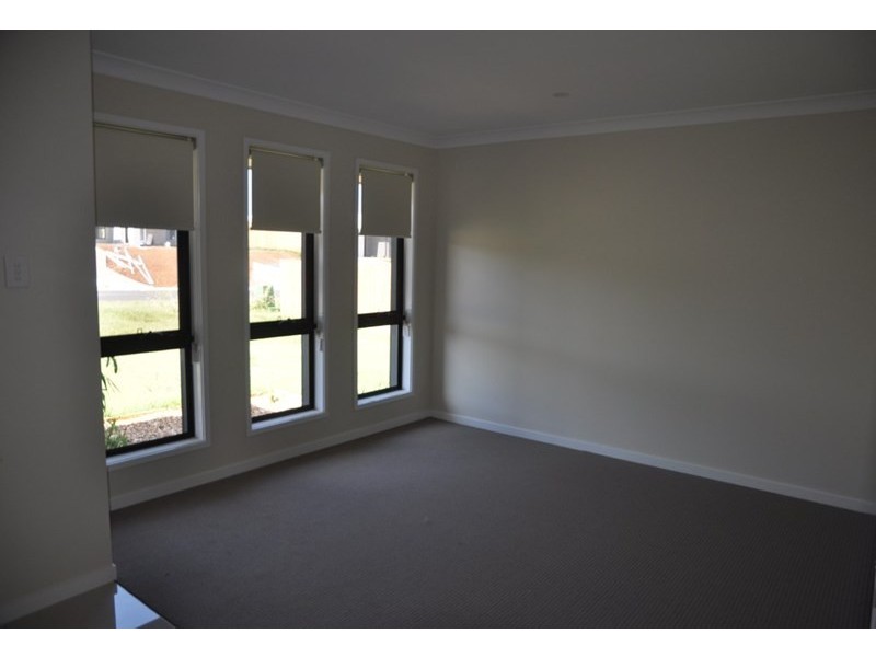 6 Arwon Street, Wyreema QLD 4352