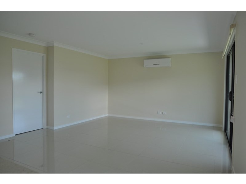 6 Arwon Street, Wyreema QLD 4352