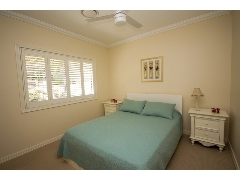 27 Windemere Terrace, Mount Lofty QLD 4350