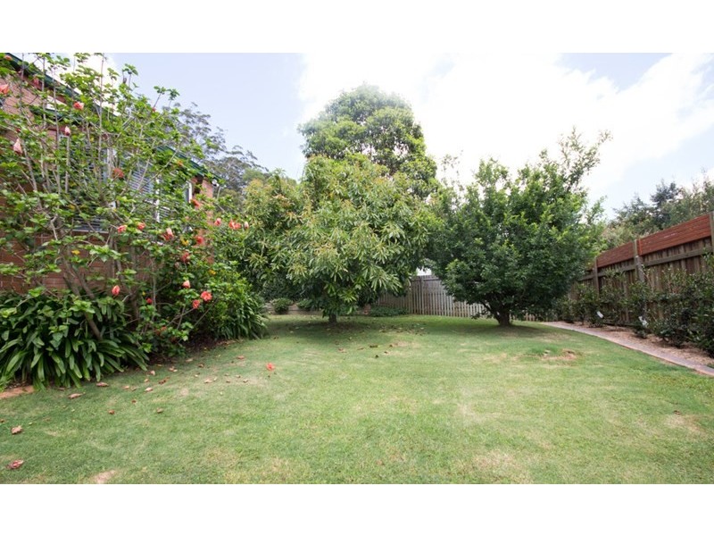 27 Windemere Terrace, Mount Lofty QLD 4350