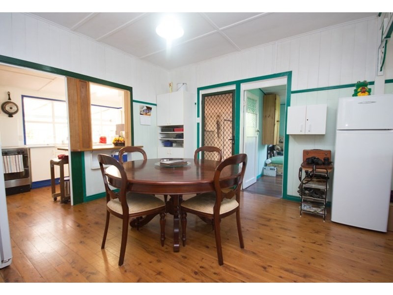 11 Lyndall Street, Harristown QLD 4350