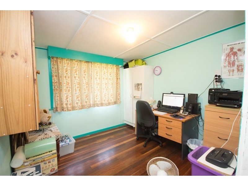 11 Lyndall Street, Harristown QLD 4350