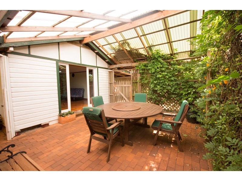 11 Lyndall Street, Harristown QLD 4350