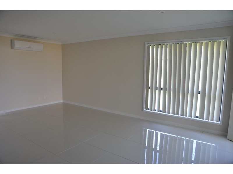 17 Arwon Street, Wyreema QLD 4352