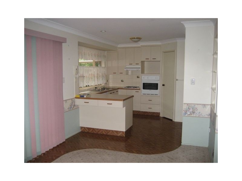 6/279 Mackenzie Street, Centenary Heights QLD 4350