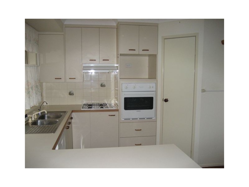 6/279 Mackenzie Street, Centenary Heights QLD 4350