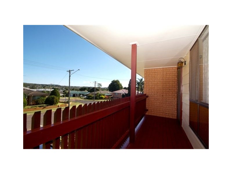 25 Weller Street, Rangeville QLD 4350