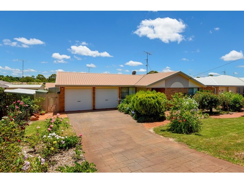 223 Stenner Street, Centenary Heights QLD 4350