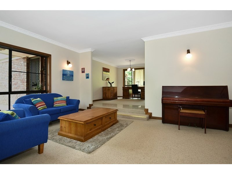 19 Merlin Court, Preston QLD 4352