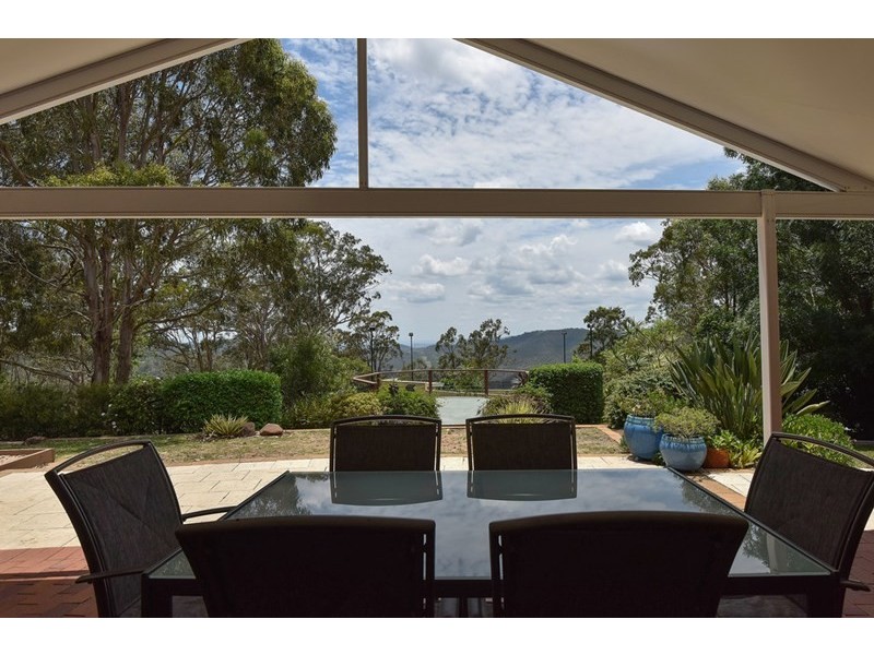 19 Merlin Court, Preston QLD 4352