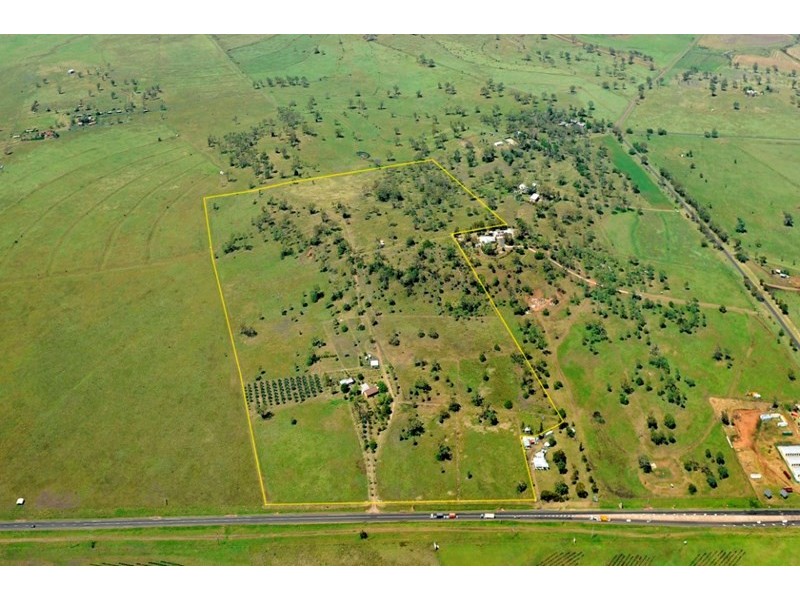 11245 Warrego Highway, Kingsthorpe QLD 4400