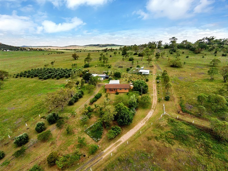 11245 Warrego Highway, Kingsthorpe QLD 4400