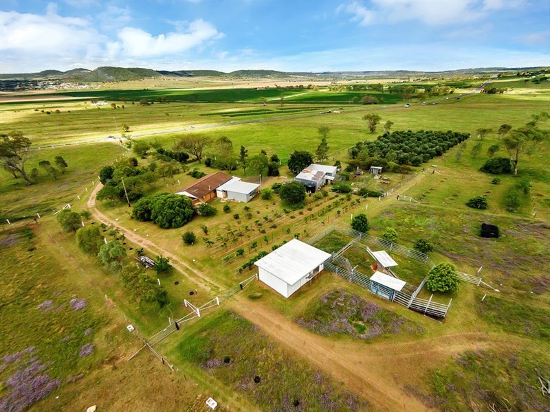 11245 Warrego Highway, Kingsthorpe QLD 4400