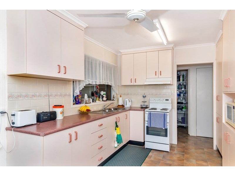 11245 Warrego Highway, Kingsthorpe QLD 4400