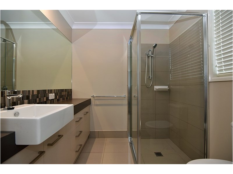 43 Entabeni Drive, Kearneys Spring QLD 4350