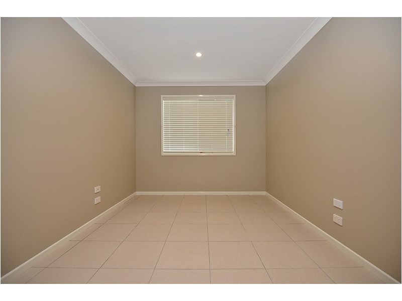 43 Entabeni Drive, Kearneys Spring QLD 4350