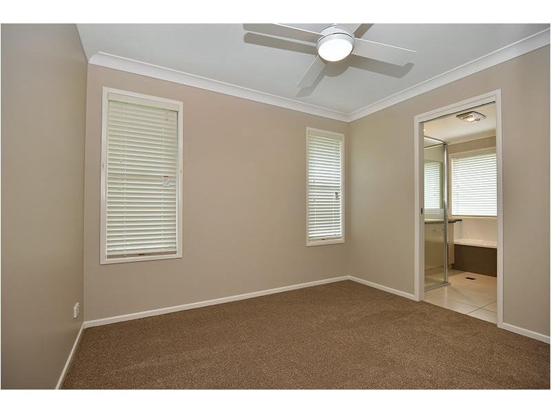 43 Entabeni Drive, Kearneys Spring QLD 4350