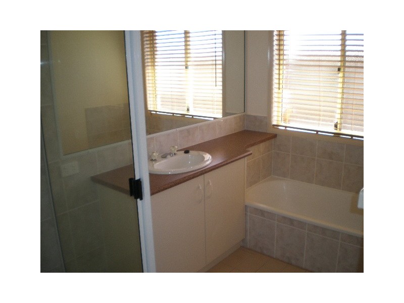 29 Darmstadt Court, Kearneys Spring QLD 4350