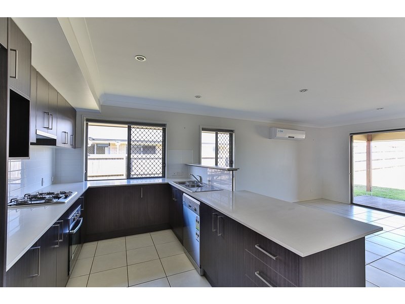 7 Goshawk Drive, Kleinton QLD 4352