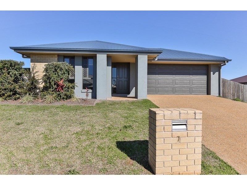 7 Goshawk Drive, Kleinton QLD 4352