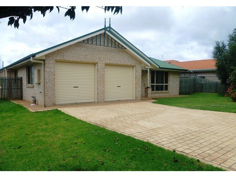 13 Elvery Court, Middle Ridge QLD 4350