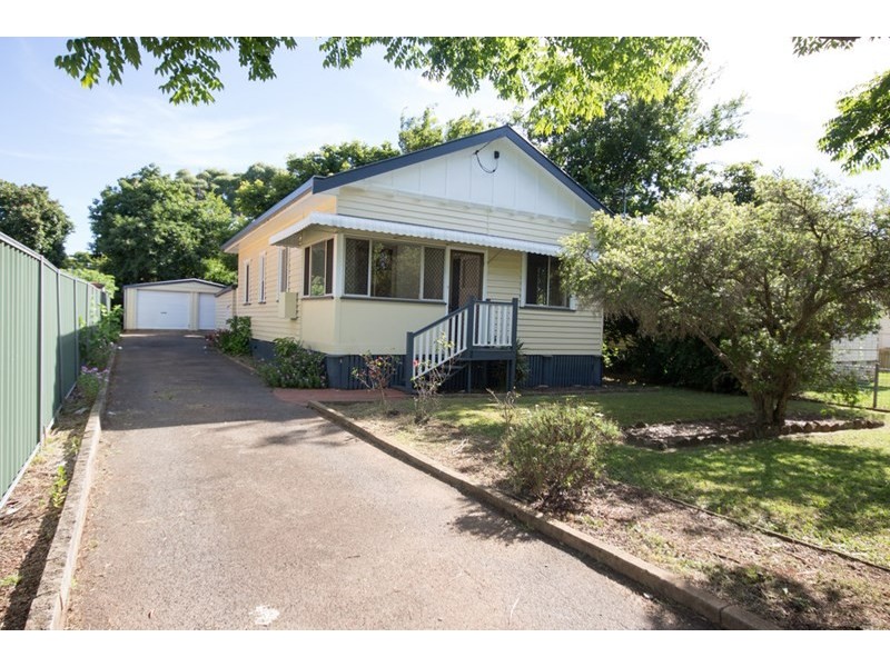 36 Wallace Street, Newtown QLD 4350