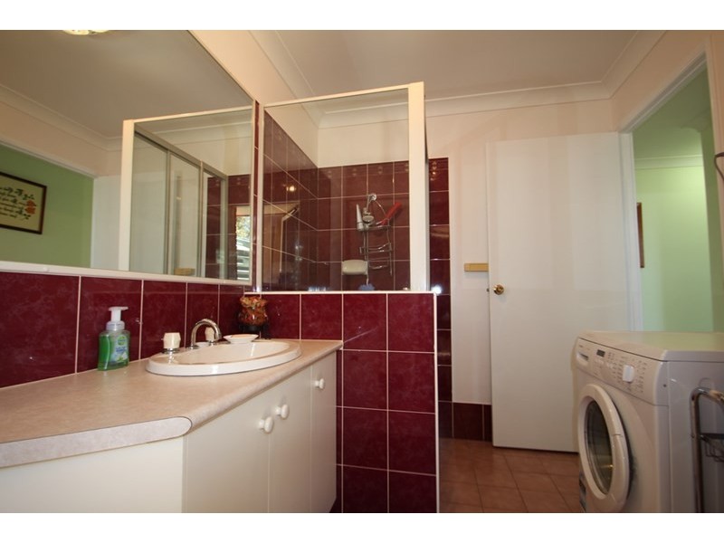 1 Guine Court, Kingsthorpe QLD 4400
