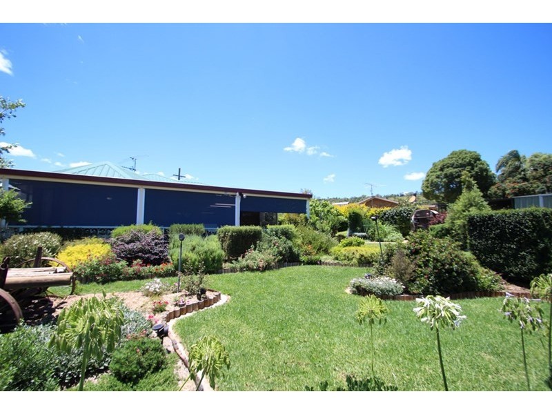 1 Guine Court, Kingsthorpe QLD 4400