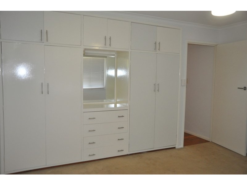 10 Nandi Court, Newtown QLD 4350