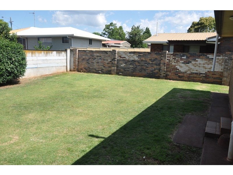 10 Nandi Court, Newtown QLD 4350