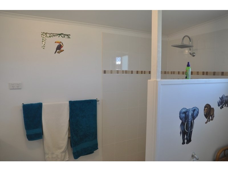 17 Daher Street, Goombungee QLD 4354