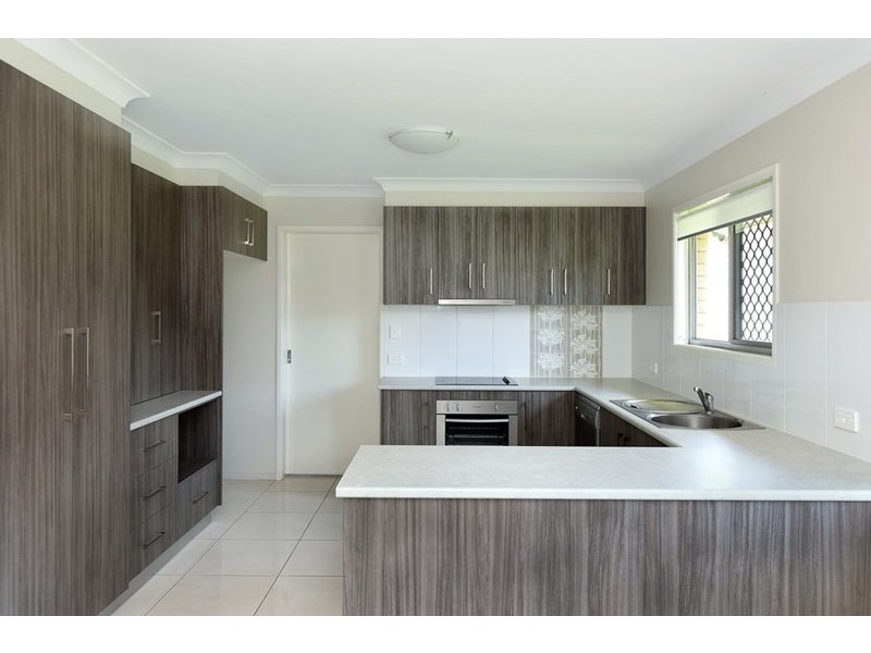 54 High Street, Rangeville QLD 4350