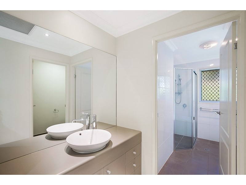 26 Saba Court, Middle Ridge QLD 4350